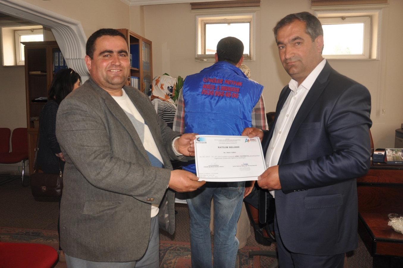 Patnos’ta genç girişimciler belgelerini aldı